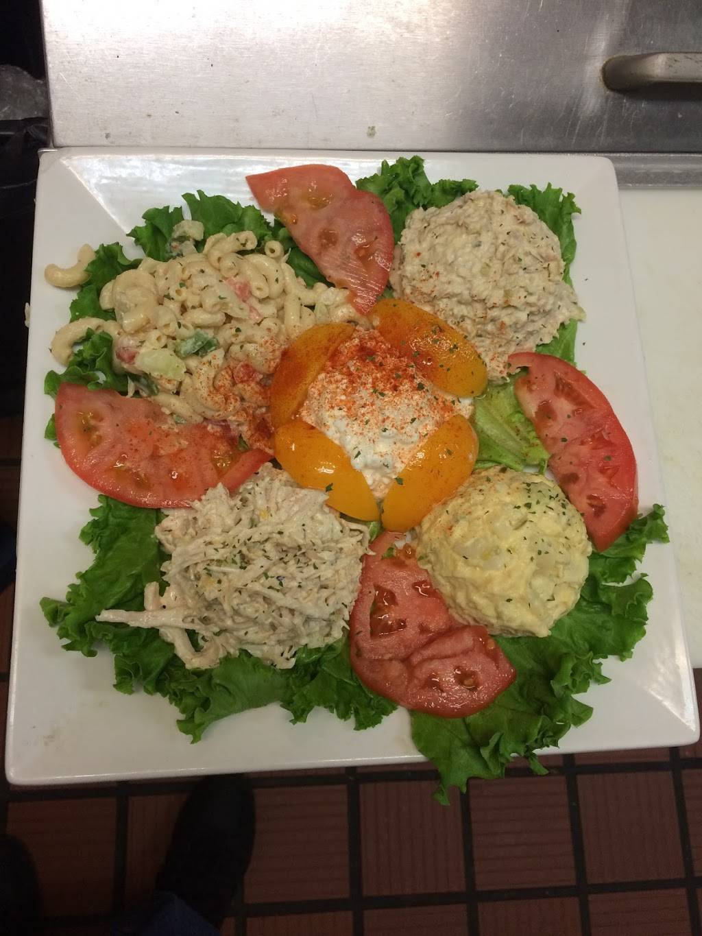 J T  S GRILL | restaurant | 4154 US-29 BUS, Madison Heights, VA 24572, USA | 4346163994 OR +1 434-616-3994