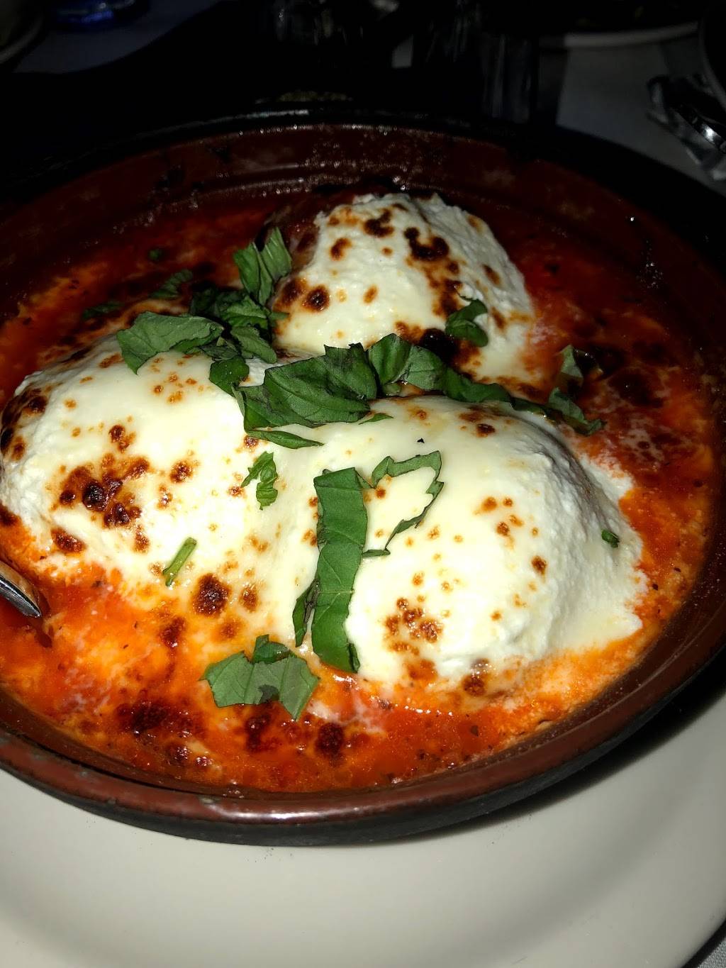 Chefs Table Clinton | cafe | 10 E Main St, Clinton, NJ 08809, USA | 9083232745 OR +1 908-323-2745