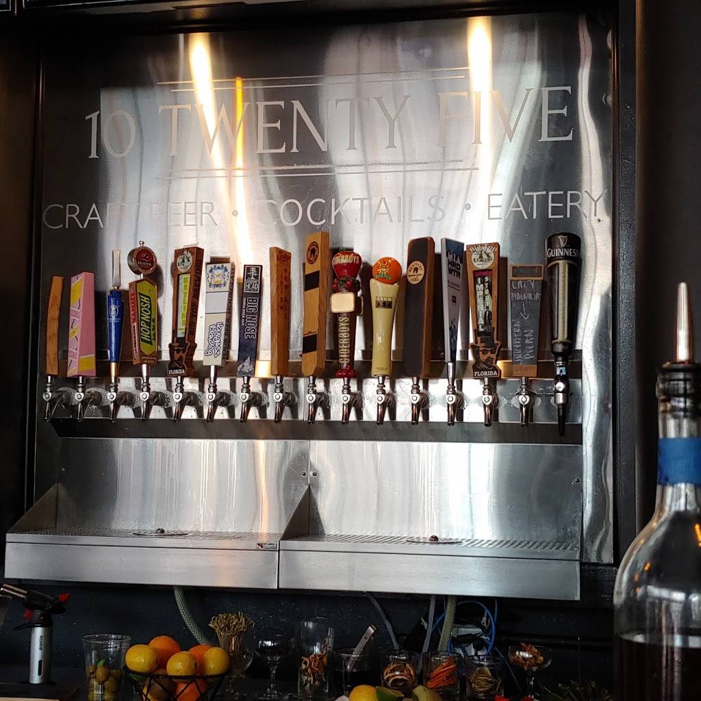10 Twenty Five | restaurant | 33 Patio De Leon, Fort Myers, FL 33901, USA | 2392086903 OR +1 239-208-6903