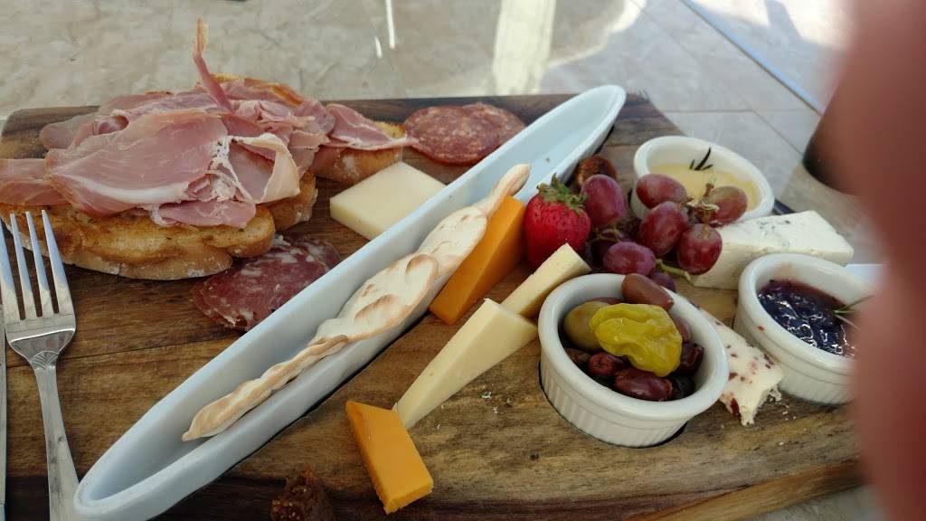 Level 11 | restaurant | 5250 Gulf Blvd, St Pete Beach, FL 33706, USA | 8004480901 OR +1 800-448-0901