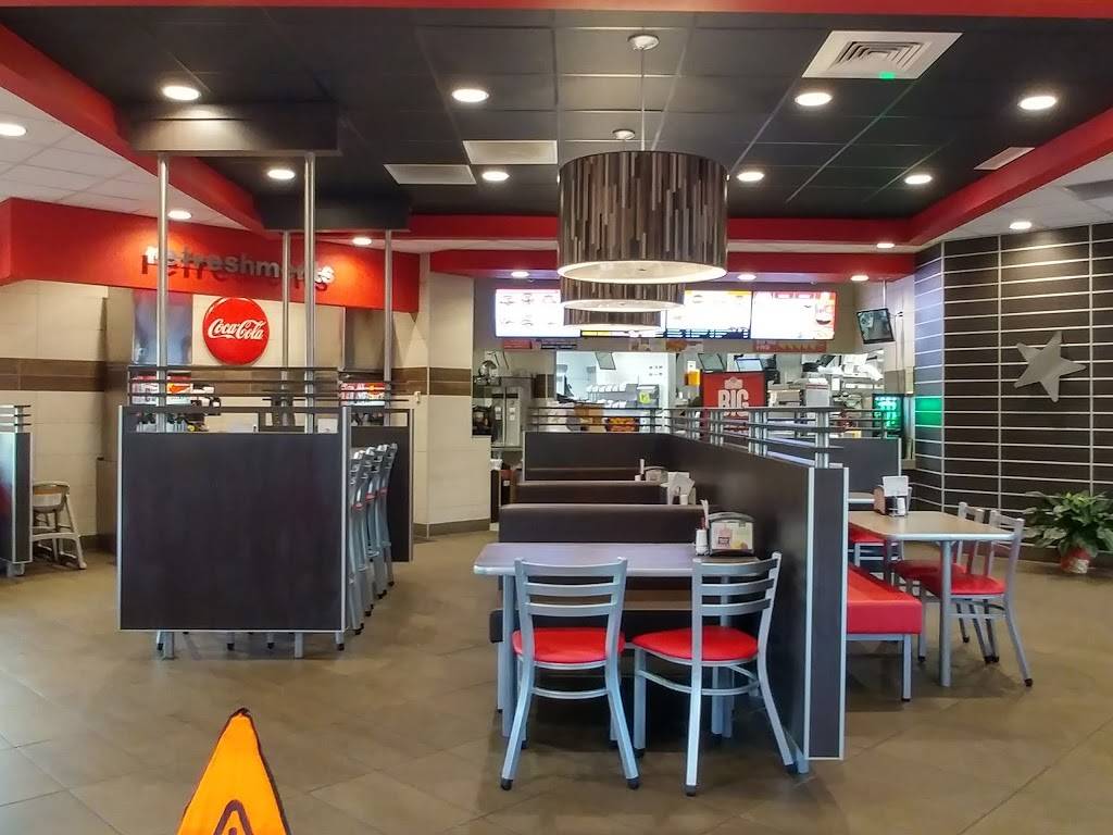 Hardees | restaurant | 1039 W Main St, Lebanon, TN 37087, USA | 6154448241 OR +1 615-444-8241