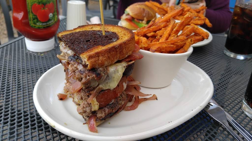 Flying Star Cafe | cafe | 8000 Paseo Del Norte NE Bldg. D, Albuquerque, NM 87122, USA | 5059234211 OR +1 505-923-4211