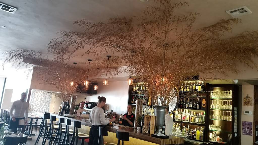 Yiasou | restaurant | 2003 Emmons Ave, Brooklyn, NY 11235, USA | 7183326064 OR +1 718-332-6064