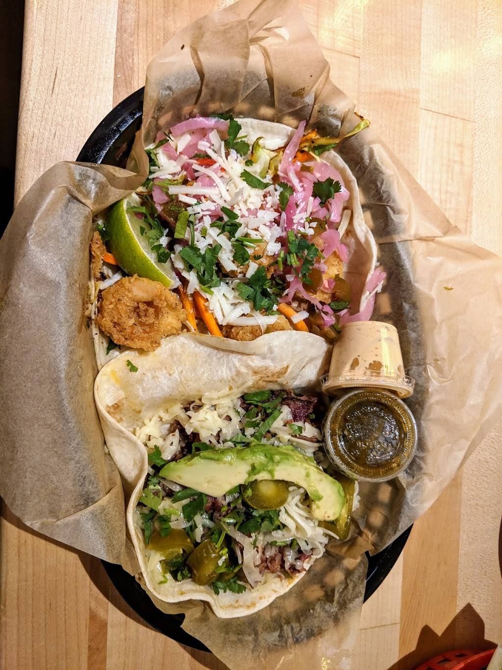 Torchys Tacos | restaurant | 350 W 19th St Ste 1, Houston, TX 77008, USA | 7135958229 OR +1 713-595-8229