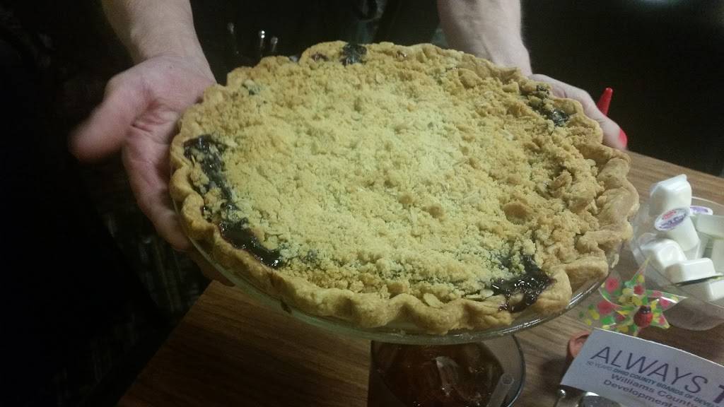 Ritas Family Dining | restaurant | 103 N Michigan Ave, Edgerton, OH 43517, USA | 4192981416 OR +1 419-298-1416