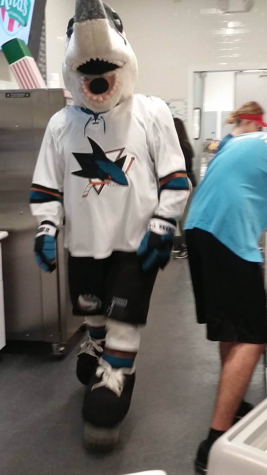 Ritas Italian Ice & Frozen Custard | restaurant | 26775 Hayward Blvd, Hayward, CA 94542, USA | 5103425139 OR +1 510-342-5139