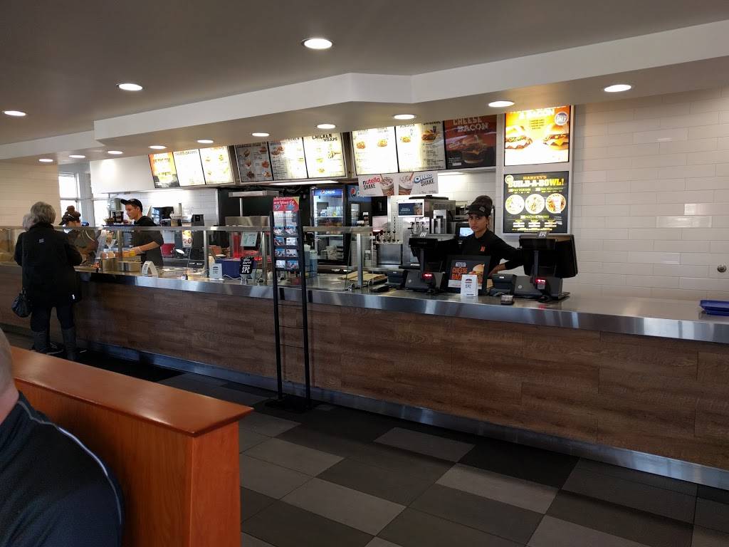 Harveys | restaurant | 7011 Tecumseh Rd E, Windsor, ON N8T 3K7, Canada | 5199456585 OR +1 519-945-6585