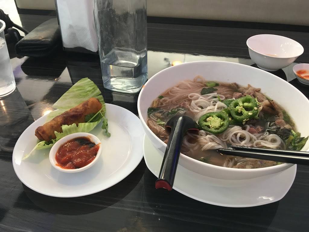 Pho Cowboys | restaurant | 810 N Central Expy #116, Plano, TX 75074, USA | 9724231887 OR +1 972-423-1887