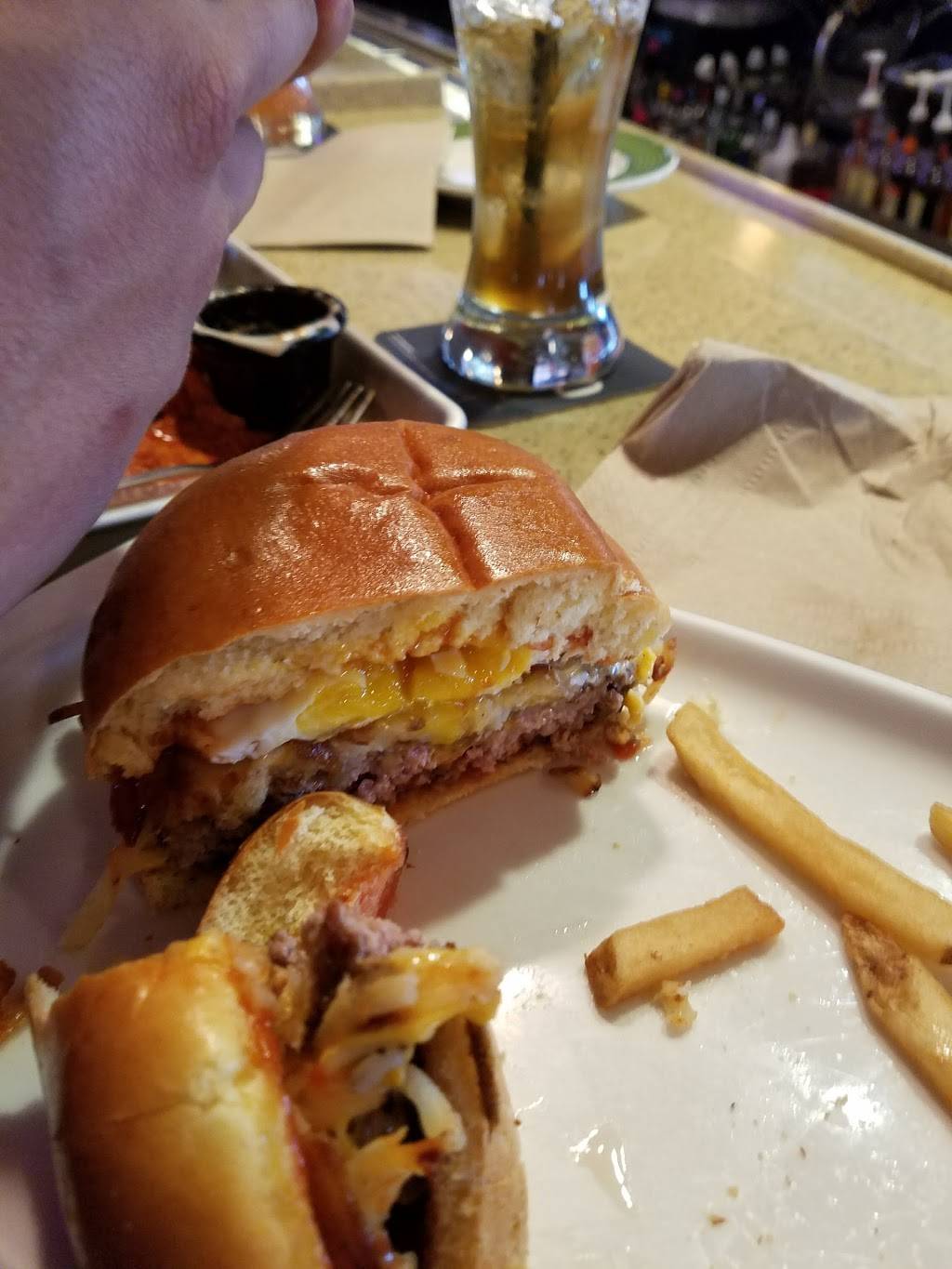 Applebees Grill + Bar | restaurant | 4301 Kirkwood Hwy, Wilmington, DE 19808, USA | 3029951328 OR +1 302-995-1328