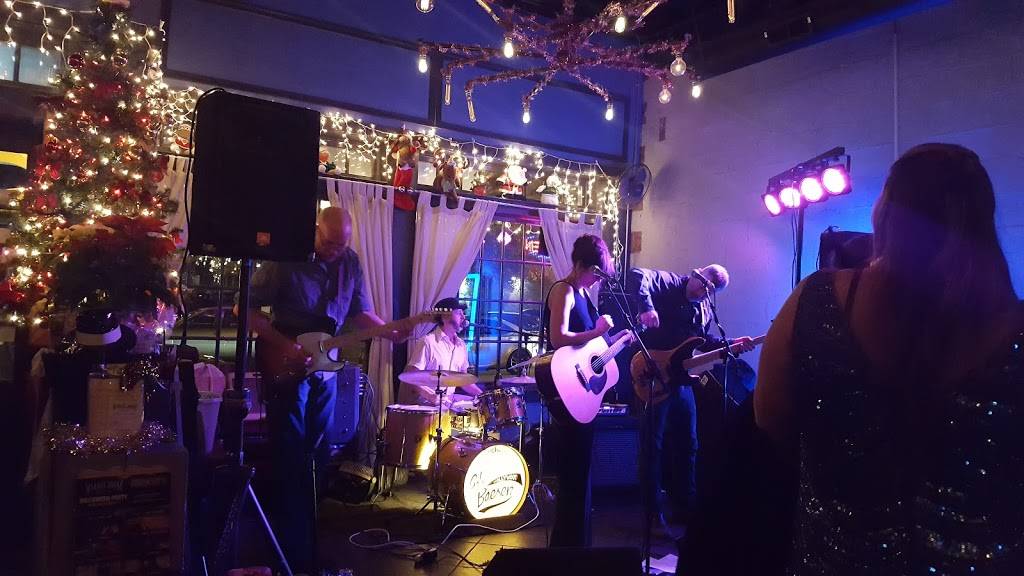 The Barrel Room | restaurant | 437 Granby St, Norfolk, VA 23510, USA | 7576252337 OR +1 757-625-2337