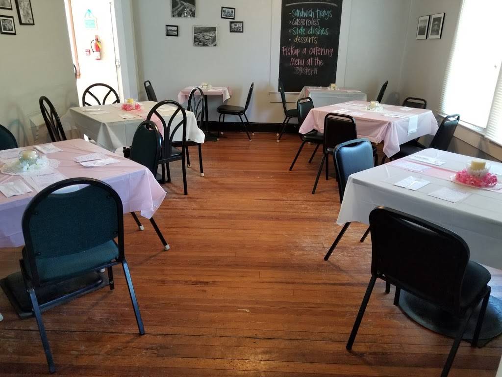 Terris Mill Village cafe | restaurant | 2001 32nd St E, Valley, AL 36854, USA | 3347686455 OR +1 334-768-6455