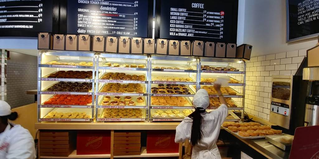 Do-Rite Donuts & Chicken | cafe | 181 N Morgan St, Chicago, IL 60607, USA | 3126248878 OR +1 312-624-8878