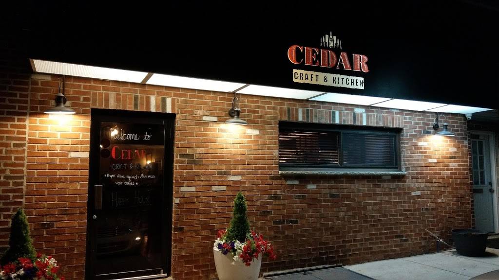 Cedar Craft & Kitchen | restaurant | 1534, 1061 Cedarwood Rd, Glenolden, PA 19036, USA | 6105377003 OR +1 610-537-7003