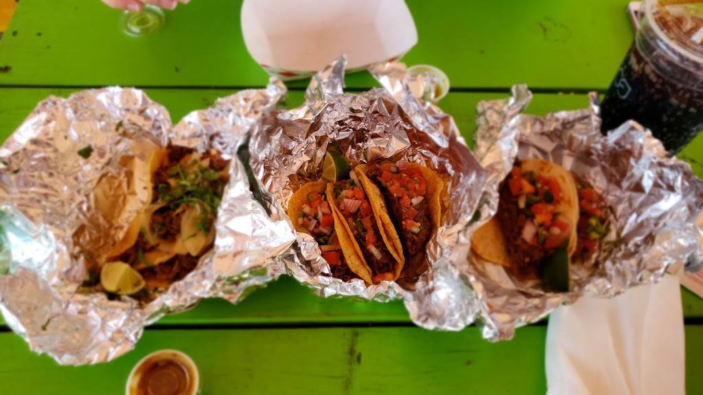 Taco Stop | restaurant | 1900 Irving Blvd, Dallas, TX 75207, USA | 9729714859 OR +1 972-971-4859