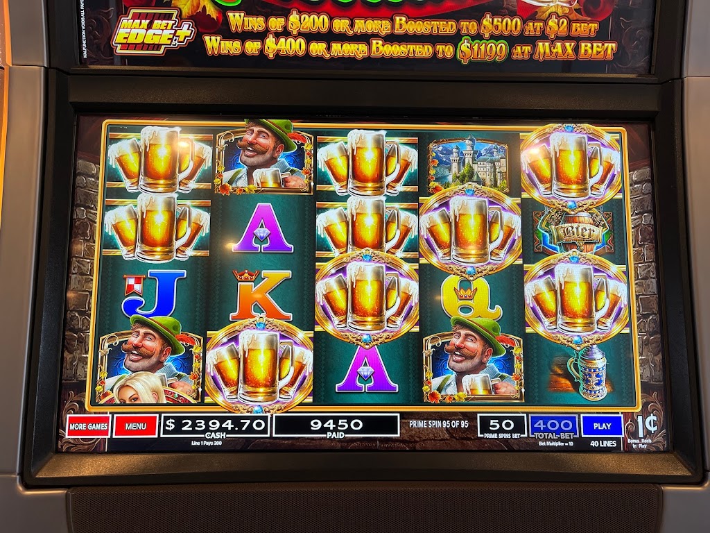 Annies Deli and Gaming | restaurant | 213 E State Rd, Island Lake, IL 60042, USA | 8474698408 OR +1 847-469-8408