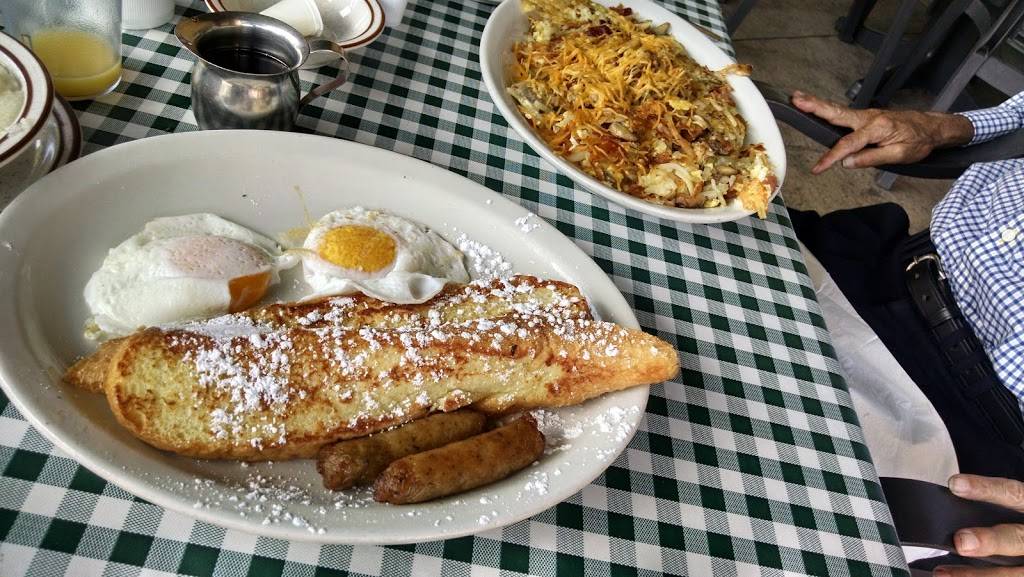 Dees Restaurant | restaurant | 1109 C Bowers Ave NW, New Philadelphia, OH 44663, USA | 3303649221 OR +1 330-364-9221