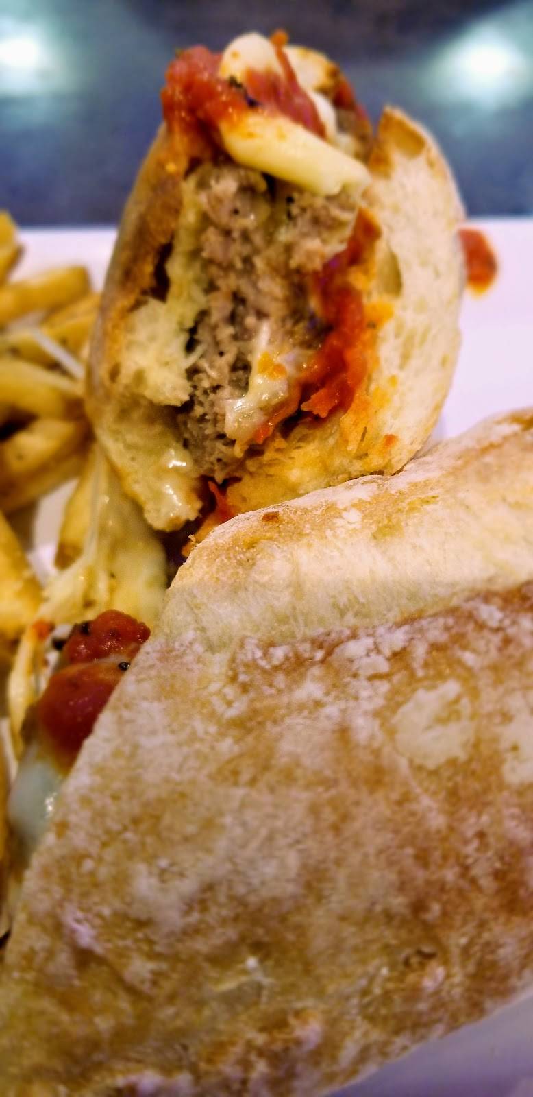 Andiamo | restaurant | Detroit Metropolitan Wayne County Airport (DTW), Worldgateway Pl, Detroit, MI 48242, USA | 7349419330 OR +1 734-941-9330