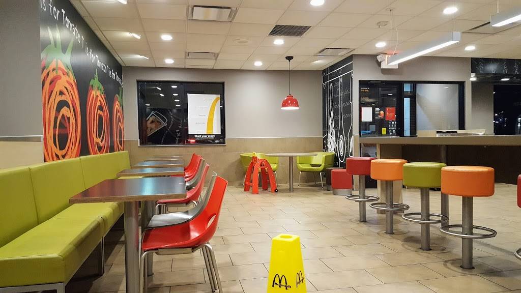 McDonalds | cafe | 36895 Dequindre Rd, Troy, MI 48083, USA | 2485281393 OR +1 248-528-1393