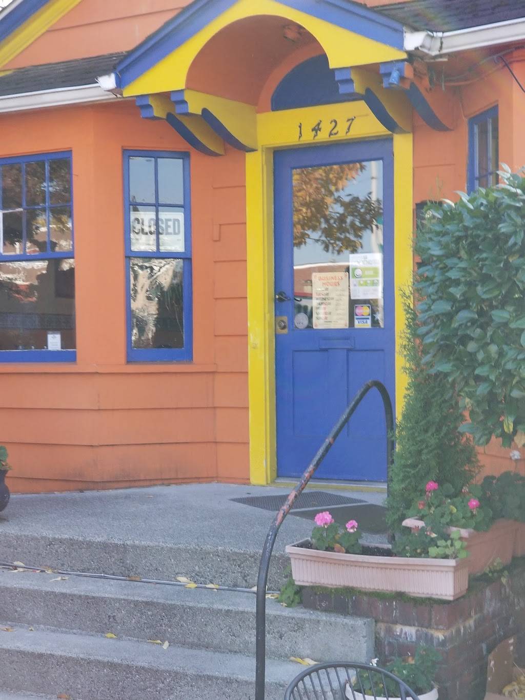 Chile Pepper | restaurant | 1427 N 45th St, Seattle, WA 98103, USA | 2065451790 OR +1 206-545-1790