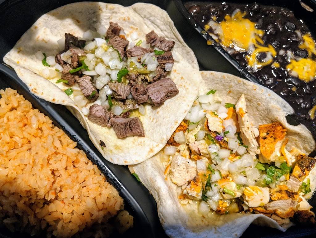 Sharkys Woodfired Mexican Grill | restaurant | 10119 W Riverside Dr, Toluca Lake, CA 91602, USA | 8185081900 OR +1 818-508-1900