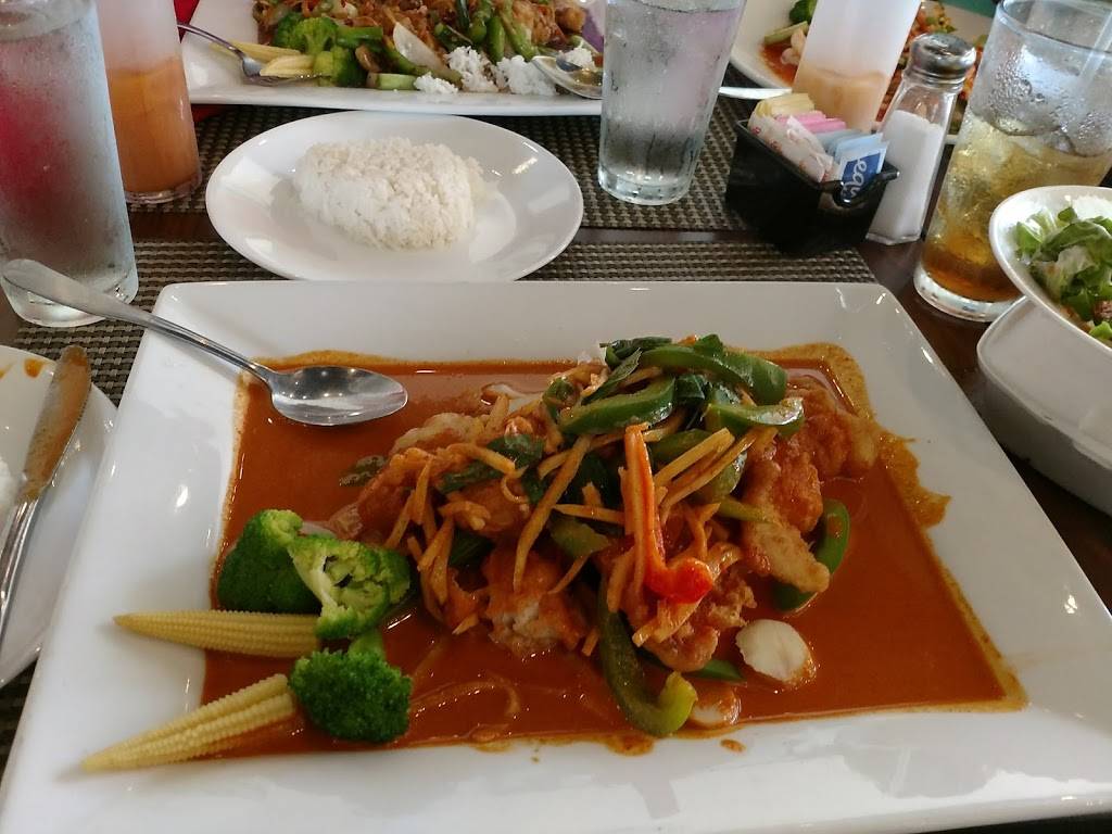 Lemon Grass Thai Kitchen | restaurant | 11106 Bloomingdale Ave, Riverview, FL 33578, USA | 8136540671 OR +1 813-654-0671