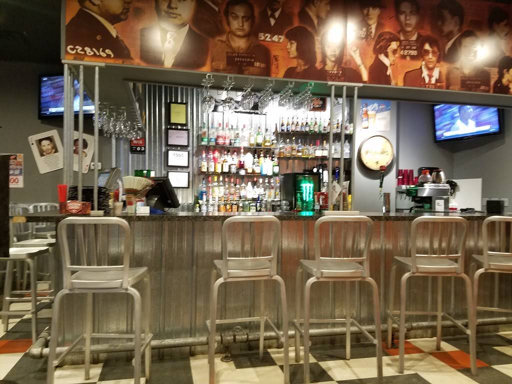 Mug Shots Burgers and Brews | restaurant | 4633 Lake Michigan Dr, Allendale, MI 49401, USA | 6168952337 OR +1 616-895-2337