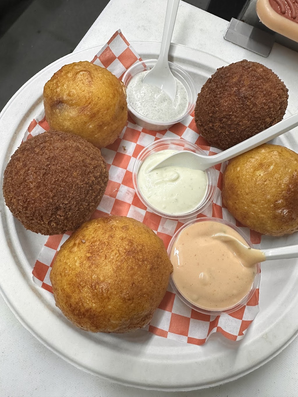 Donde mickey | restaurant | 4124 Southside Blvd, Jacksonville, FL 32216, USA | 9049178194 OR +1 904-917-8194