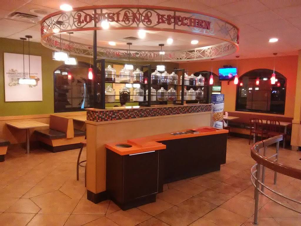 Popeyes Louisiana Kitchen | restaurant | 1346 N Cherry St, Tulare, CA 93274, USA | 5596881010 OR +1 559-688-1010