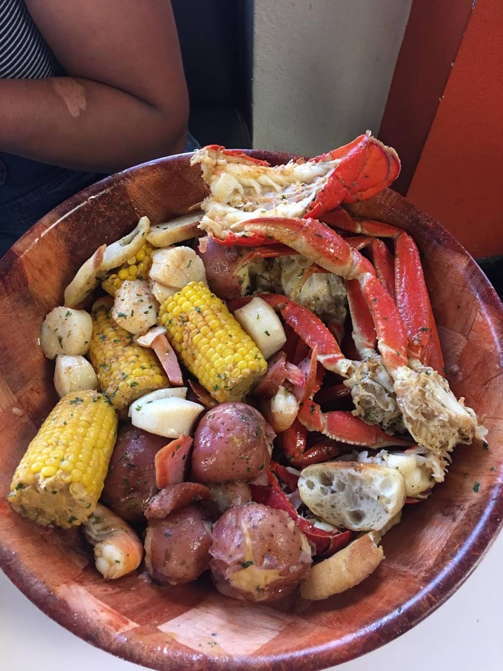 Natis Southern Seafood Boil | restaurant | 231 Broadway, Kissimmee, FL 34741, USA | 4072013387 OR +1 407-201-3387