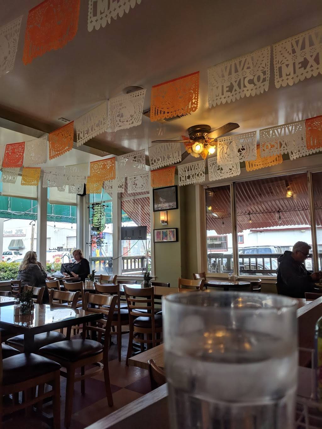 Mi Casa Café | restaurant | 85 Woodland Ave, San Rafael, CA 94901, USA | 4154826581 OR +1 415-482-6581