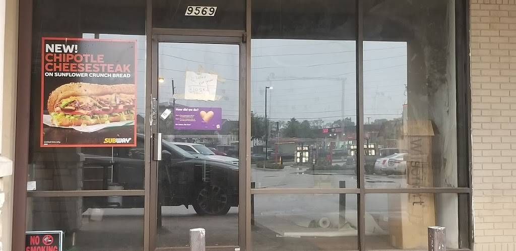 Subway | restaurant | 9569 S Main St Unit 110, Houston, TX 77025, USA | 8327671216 OR +1 832-767-1216