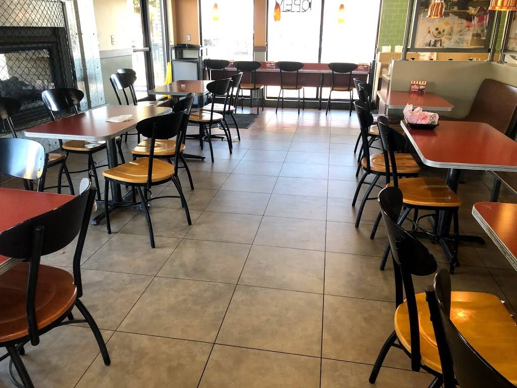 Jack in the Box | restaurant | 2452 Luna Rd, Carrollton, TX 75006, USA | 9722475181 OR +1 972-247-5181