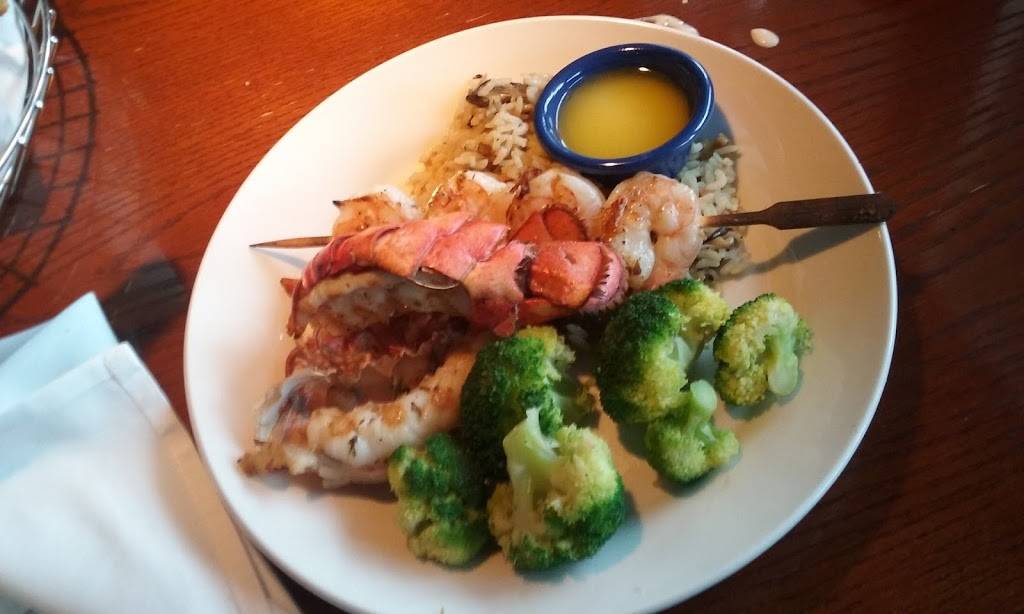 Red Lobster | restaurant | 986 Breckenridge Ln, St Matthews, KY 40207, USA | 5028993334 OR +1 502-899-3334