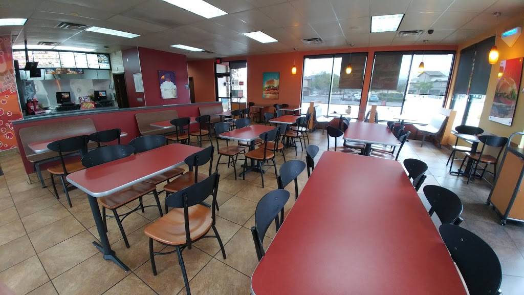 Jack in the Box | restaurant | 36196 Hidden Springs Rd, Wildomar, CA 92595, USA | 9516788833 OR +1 951-678-8833