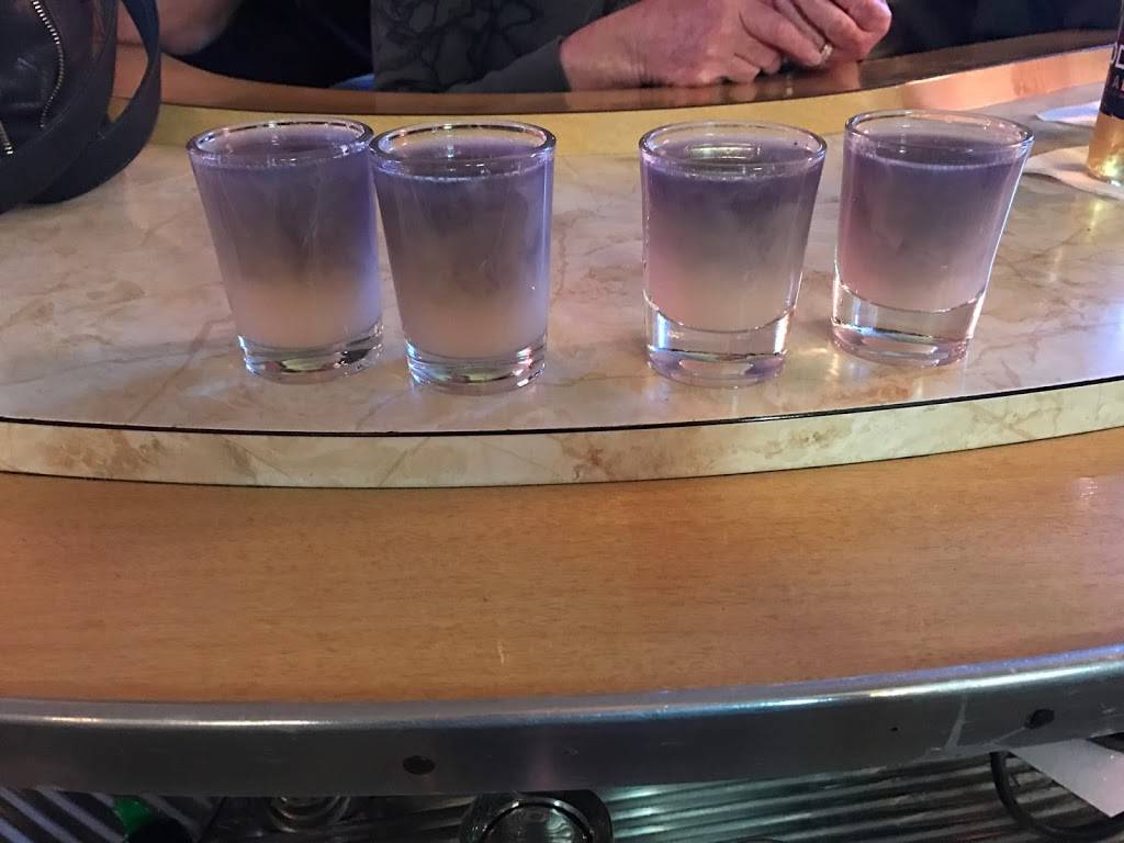 One More | restaurant | 7534 W Beloit Rd, West Allis, WI 53219, USA | 4145227534 OR +1 414-522-7534