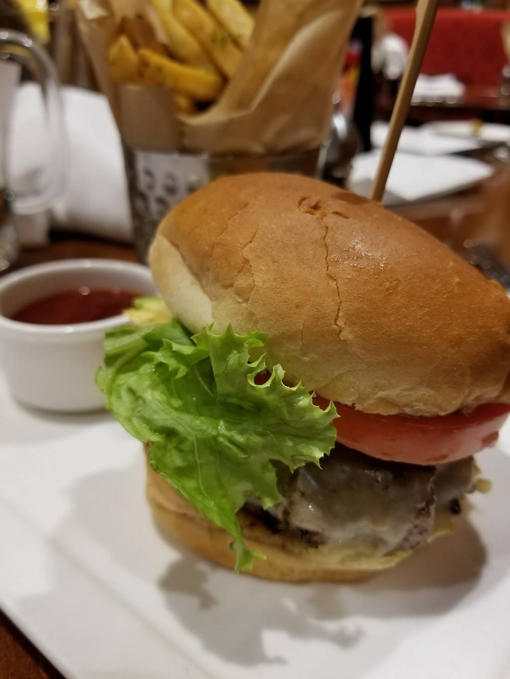 The Pub by Wegmans | restaurant | 12501 Stone Village Way, Midlothian, VA 23113, USA | 8044199960 OR +1 804-419-9960