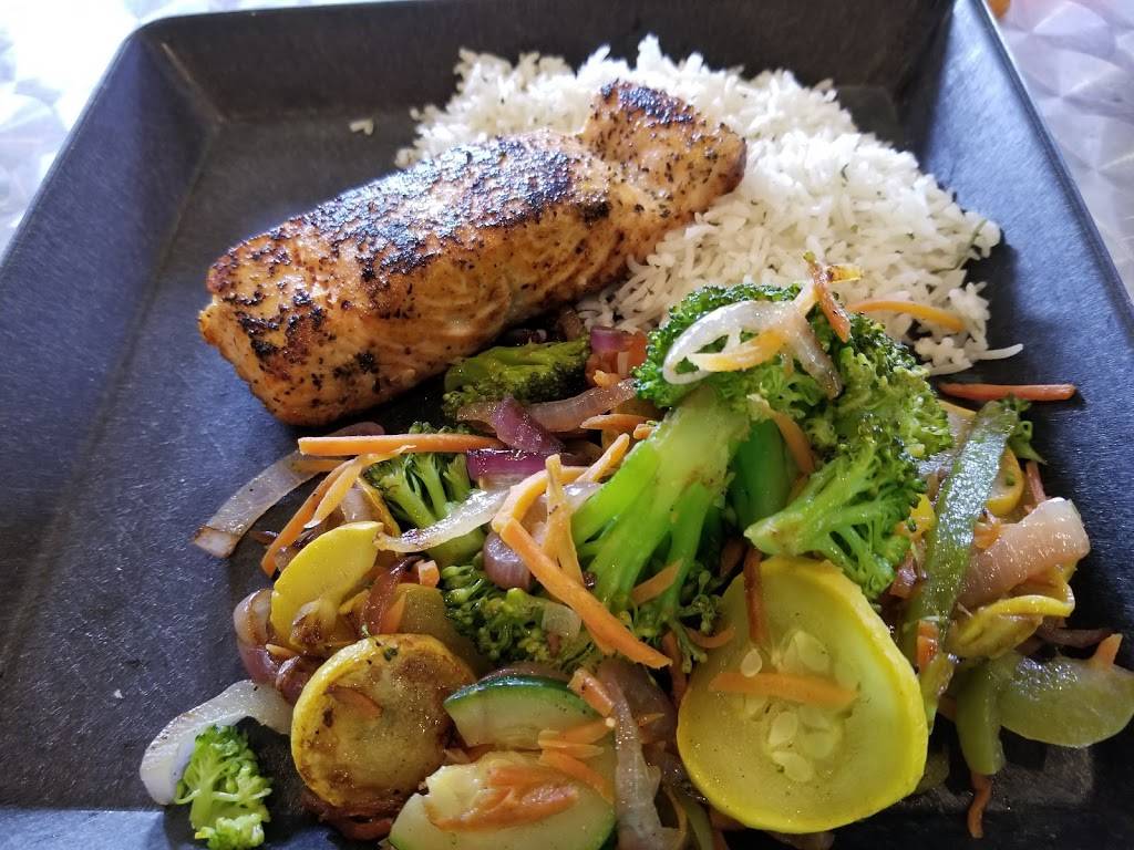 Brazos Market & Bistro | restaurant | 216 N Oak Ave, Mineral Wells, TX 76067, USA | 9404682702 OR +1 940-468-2702