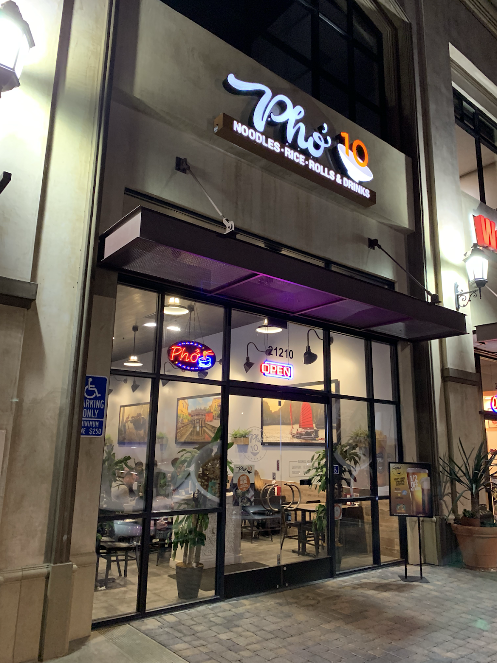 Pho 10 | restaurant | 21210 Beach Blvd, Huntington Beach, CA 92648, USA | 7145947838 OR +1 714-594-7838