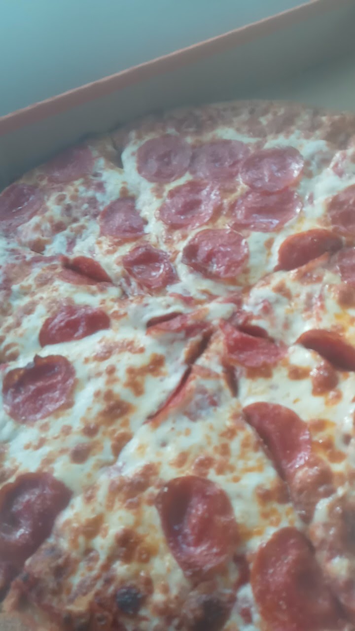 Little Caesars Pizza | restaurant | 3721 S Noland Rd, Independence, MO 64055, USA | 8163135615 OR +1 816-313-5615
