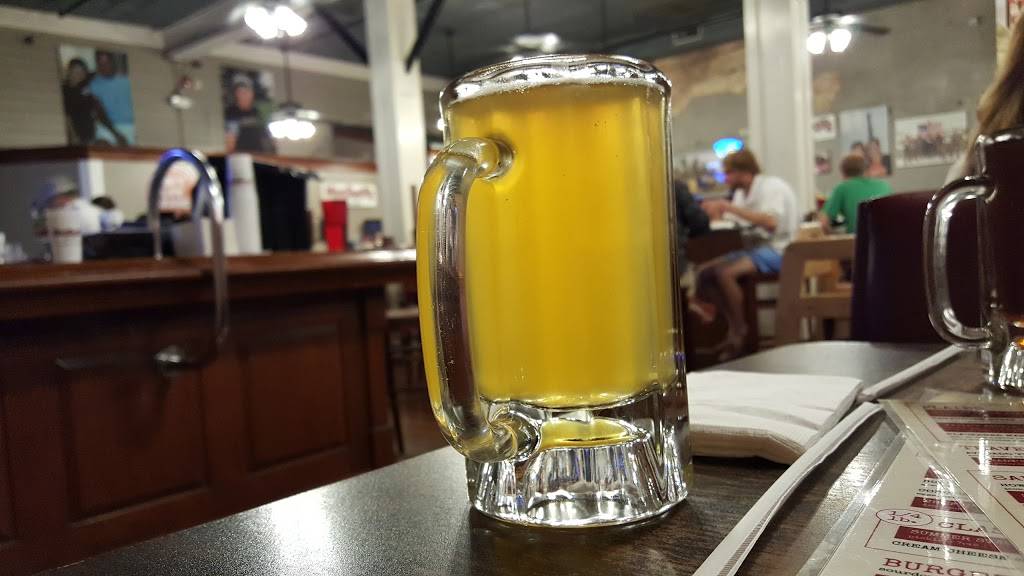 Mugshots Grill & Bar - Tuscaloosa, AL | restaurant | 511 Greensboro Ave, Tuscaloosa, AL 35401, USA | 2053910572 OR +1 205-391-0572