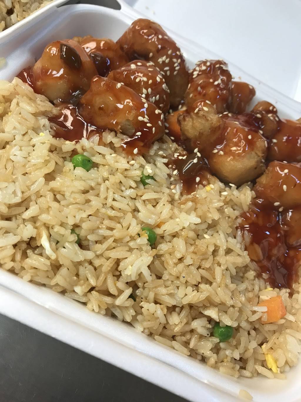 Emperors Japanese Grill | restaurant | 320 N Rock Rd, Derby, KS 67037, USA | 3168662566 OR +1 316-866-2566