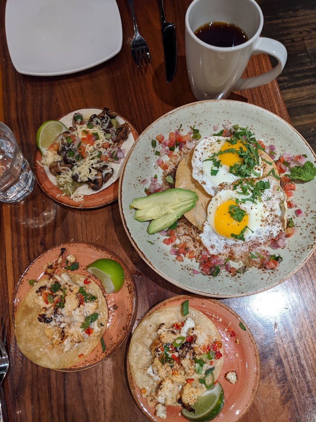 Nada | restaurant | 11 W Maryland St, Indianapolis, IN 46204, USA | 3176386232 OR +1 317-638-6232