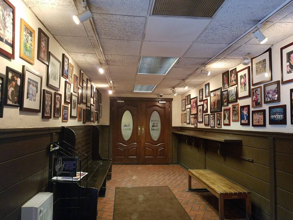 Pizzaz Italian Restaurant | restaurant | 2850 Washington Rd, McMurray, PA 15317, USA | 7249417802 OR +1 724-941-7802