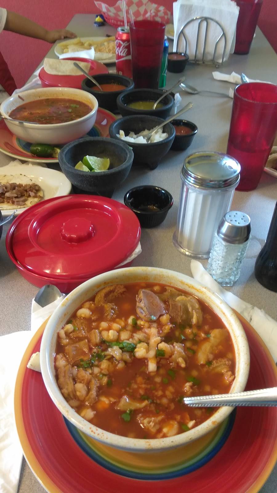 Lalas Mexican Food | restaurant | 1649 Farm to Market 1001, Mt Pleasant, TX 75455, USA | 9035750229 OR +1 903-575-0229