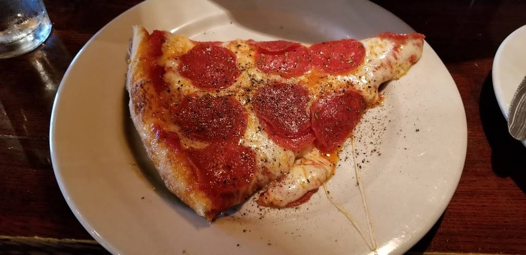 Dominics Restaurant | restaurant | 1790 N Congress Ave, Boynton Beach, FL 33426, USA | 5617343033 OR +1 561-734-3033