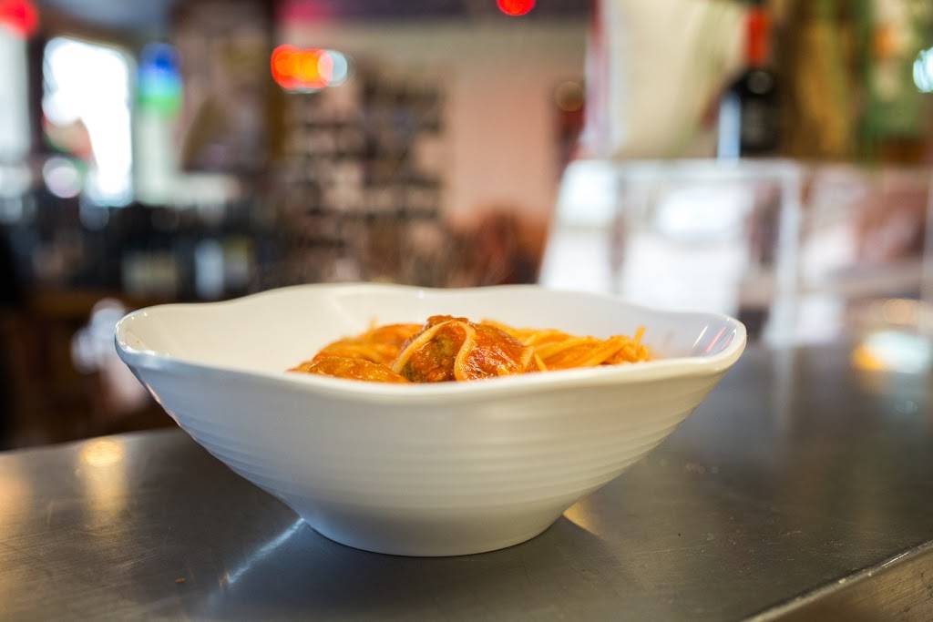 Bada Bing Pizzeria & Italian Cuisine | restaurant | 2925 Gulf Fwy S, League City, TX 77573, USA | 2813370819 OR +1 281-337-0819