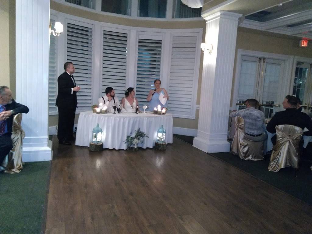 Mulligans Irish Pub | restaurant | 2990 Wentworth Way, Tarpon Springs, FL 34688, USA | 7279424760 OR +1 727-942-4760