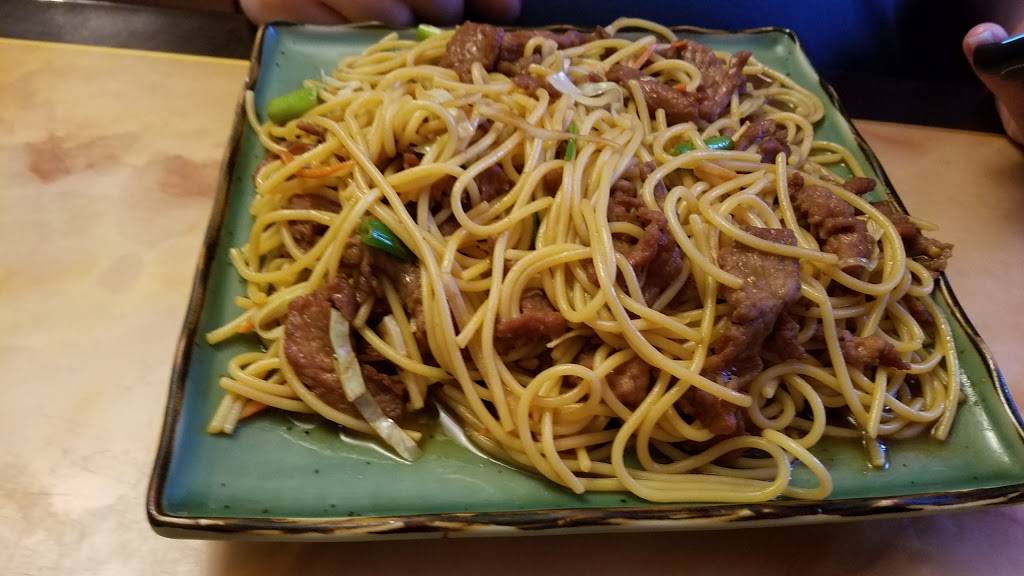 Yummy Yummy Asian Cuisine and Grill | restaurant | 105 W 1st St, Lyons, KS 67554, USA | 6202572888 OR +1 620-257-2888