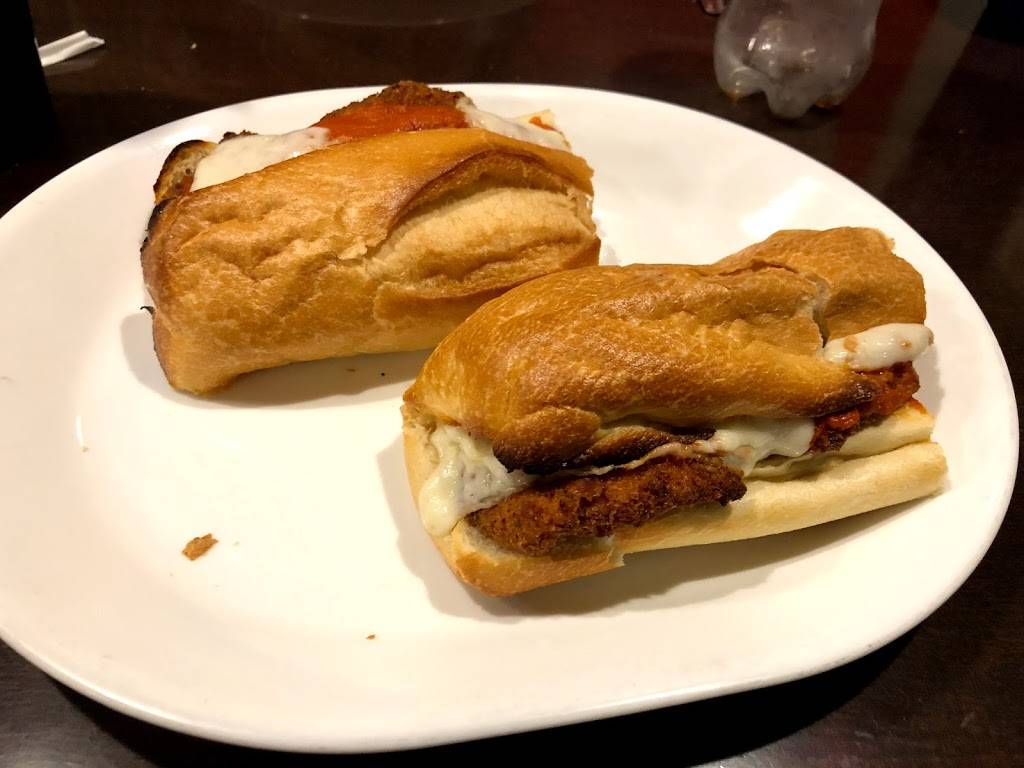 Zachs Pizza | restaurant | 559 NY-6N, Mahopac, NY 10541, USA | 8456211215 OR +1 845-621-1215