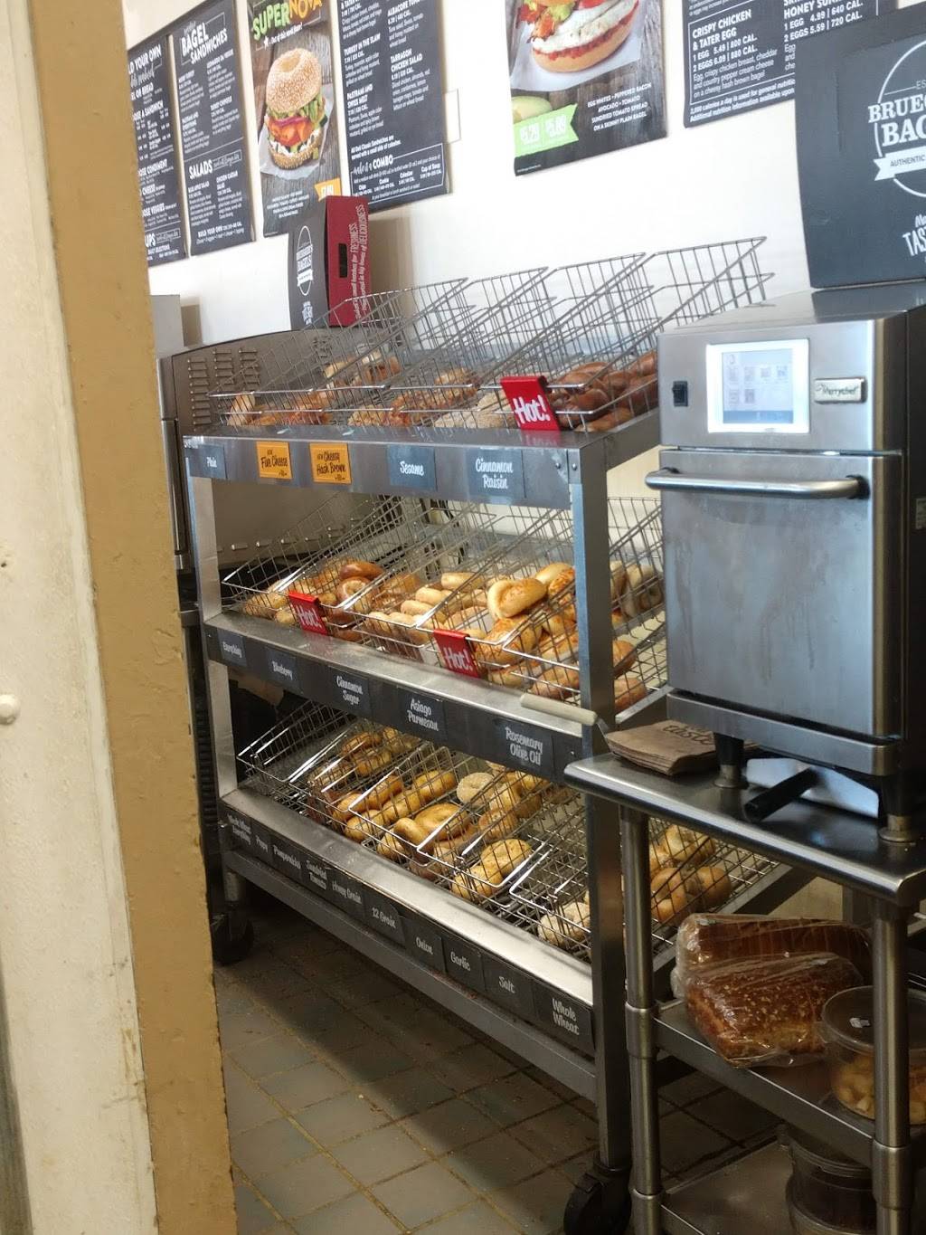 Brueggers Bagels | bakery | 3310 Mt Vernon Rd SE, Cedar Rapids, IA 52403, USA | 3193646964 OR +1 319-364-6964